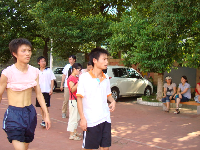 ���������ٰ�ӭ����������